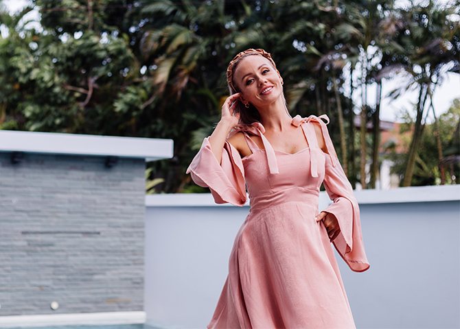 Embracing the Essence of Timeless Women’s Fashion